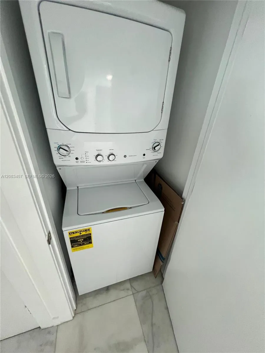 55 SE 6th St #2101 Miami, FL 33131