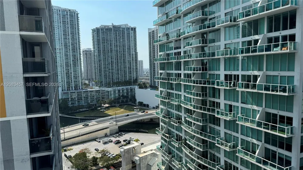 55 SE 6th St #2101 Miami, FL 33131