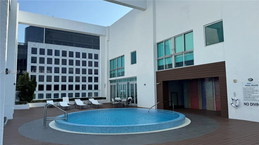 55 SE 6th St #2101 Miami, FL 33131