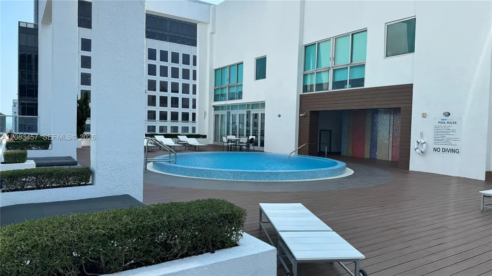 55 SE 6th St #2101 Miami, FL 33131