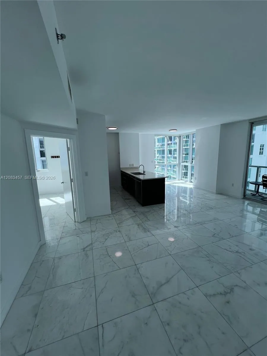 55 SE 6th St #2101 Miami, FL 33131