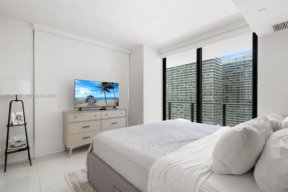 1300 S Miami Ave #2110 Miami, FL 33130