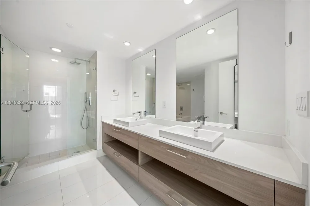 1300 S Miami Ave #2110 Miami, FL 33130