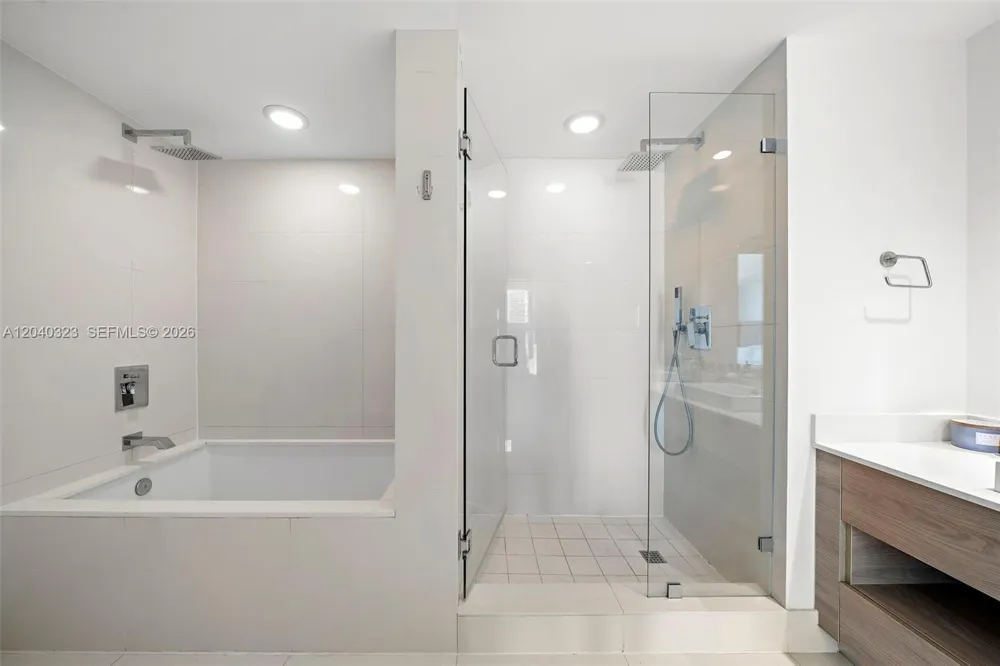 1300 S Miami Ave #2110 Miami, FL 33130