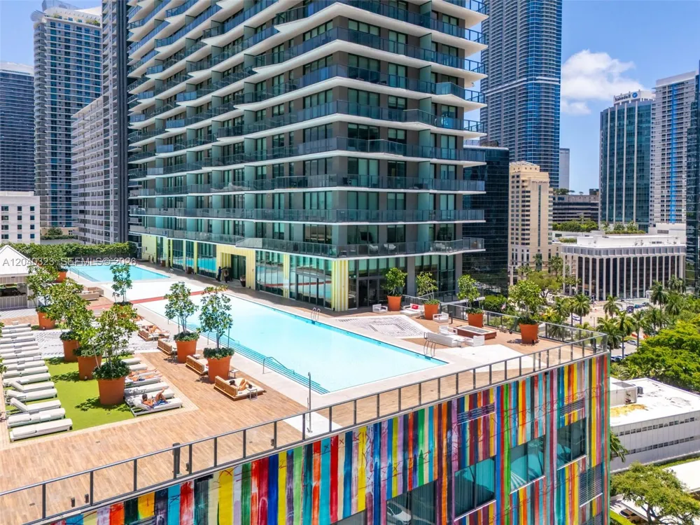 1300 S Miami Ave #2110 Miami, FL 33130