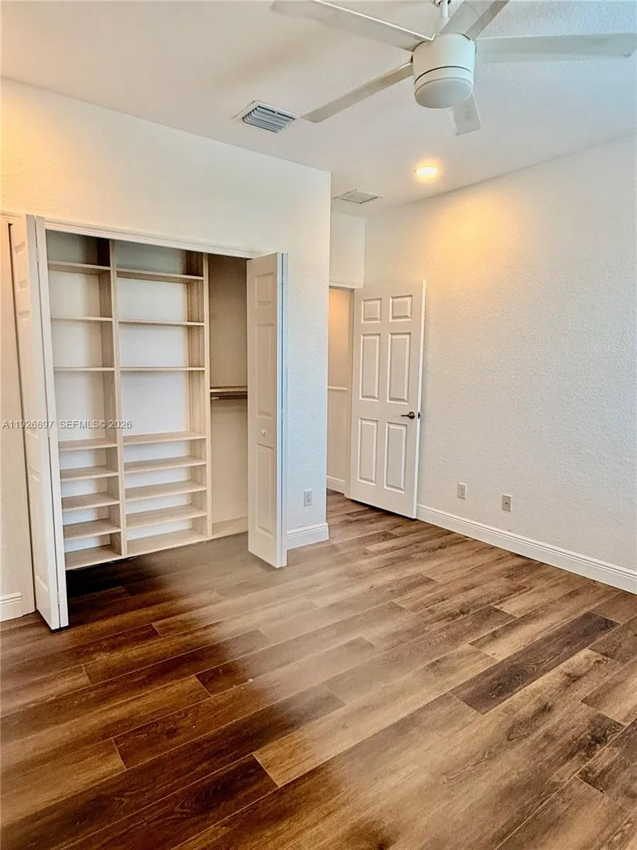 977 NE Trailside Run Port St. Lucie, FL 34983
