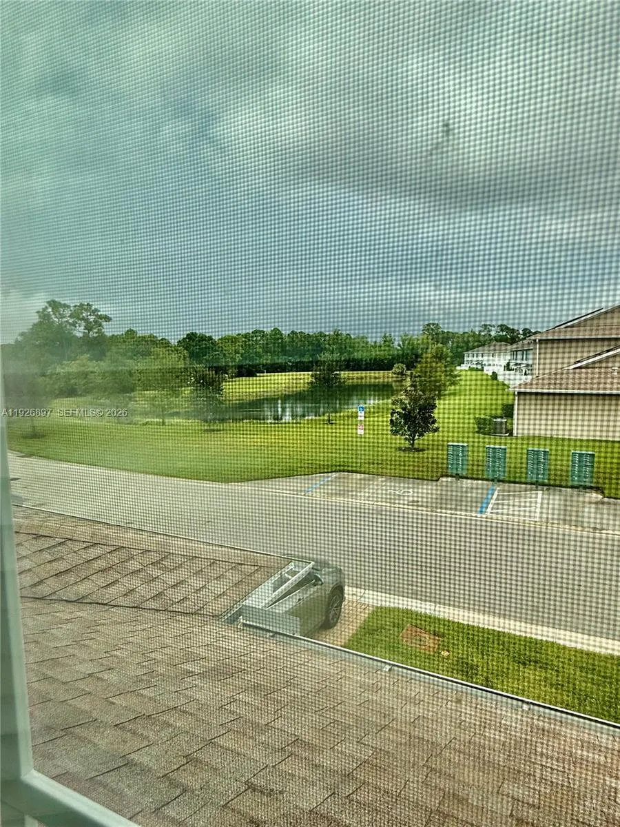977 NE Trailside Run Port St. Lucie, FL 34983