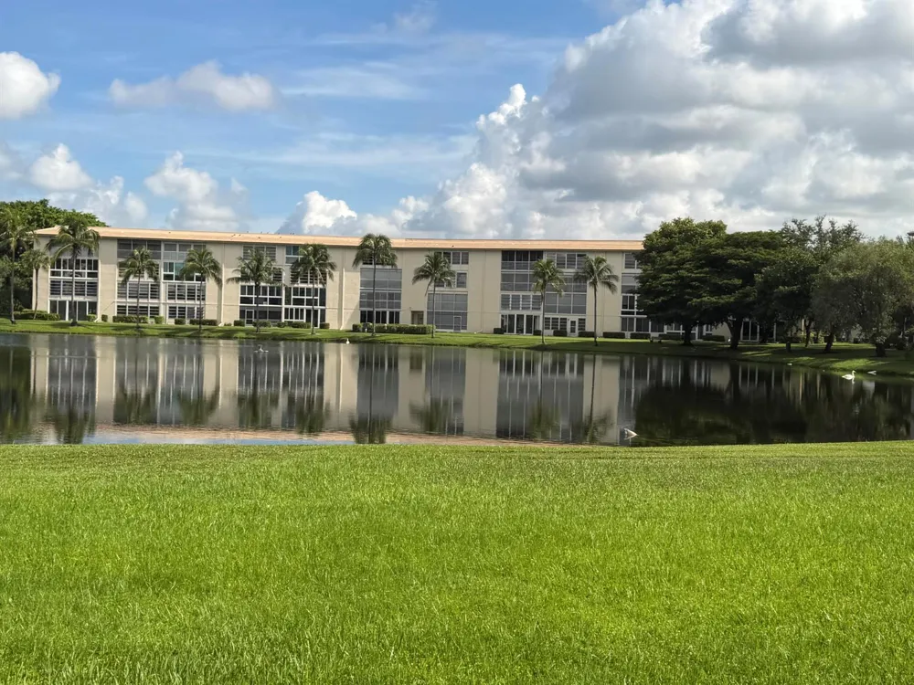 1903 BERMUDA CIRCLE #E1 Coconut Creek, FL 33066
