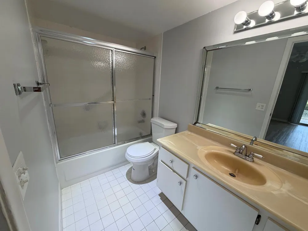 1903 BERMUDA CIRCLE #E1 Coconut Creek, FL 33066