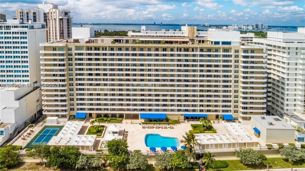 5555 Collins Ave #4P Miami Beach, FL 33140