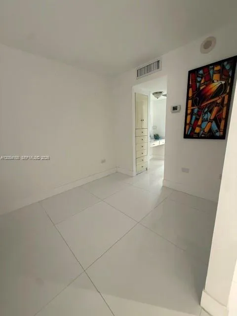5555 Collins Ave #4P Miami Beach, FL 33140