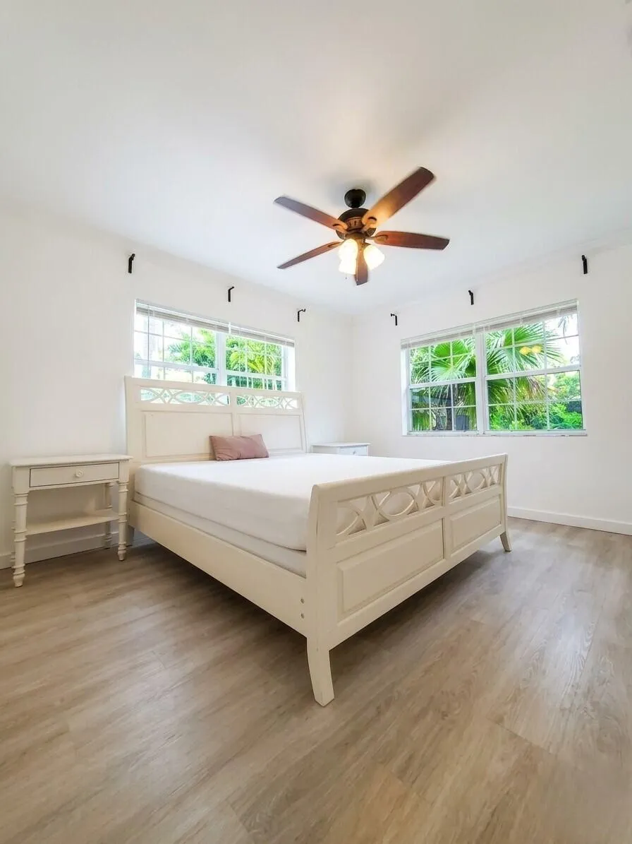 1400 NE 4TH COURT #1 Fort Lauderdale, FL 33301