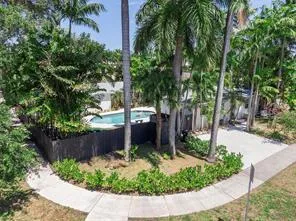 1400 NE 4TH COURT #1 Fort Lauderdale, FL 33301