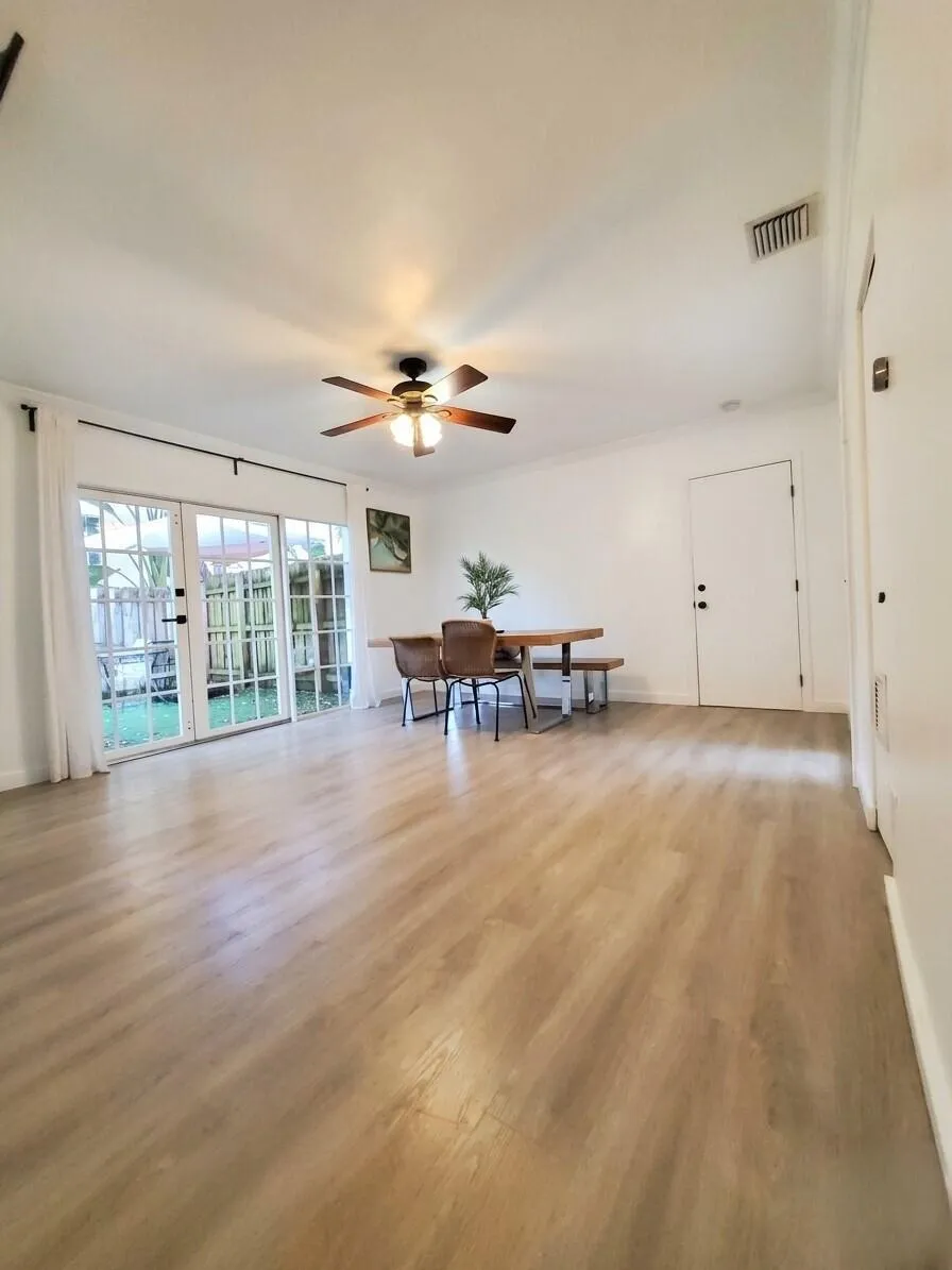 1400 NE 4TH COURT #1 Fort Lauderdale, FL 33301