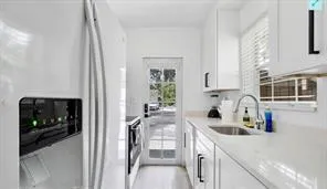 1400 NE 4TH COURT #1 Fort Lauderdale, FL 33301