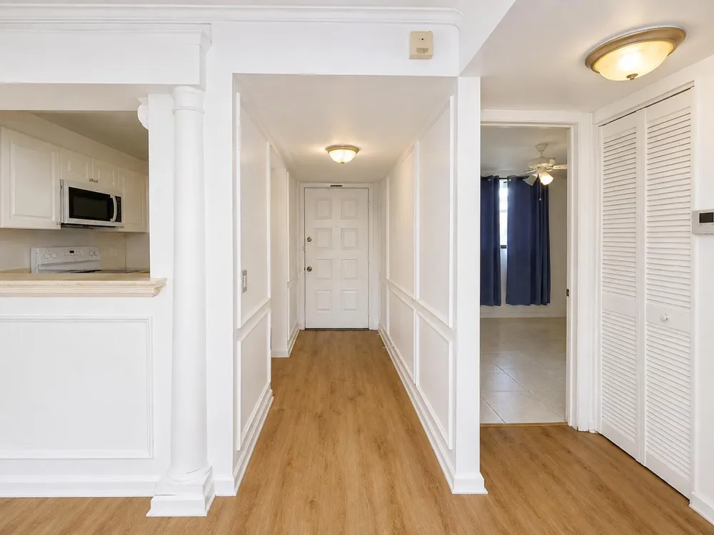 110 LAKE EMERALD DRIVE #103 Oakland Park, FL 33309