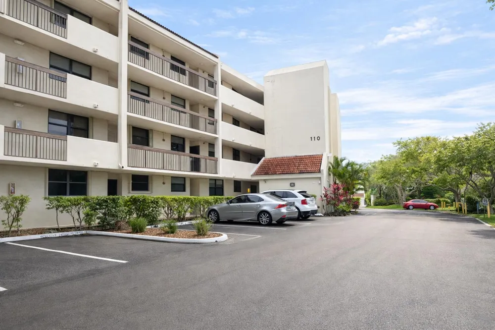 110 LAKE EMERALD DRIVE #103 Oakland Park, FL 33309