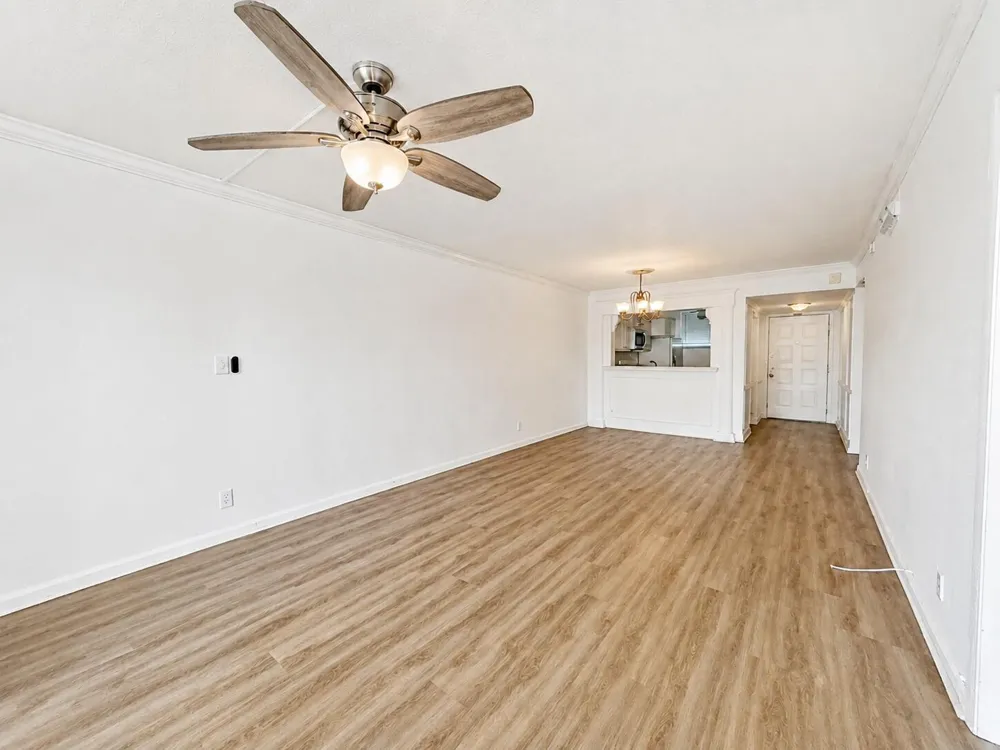 110 LAKE EMERALD DRIVE #103 Oakland Park, FL 33309