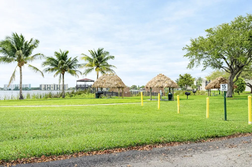 110 LAKE EMERALD DRIVE #103 Oakland Park, FL 33309