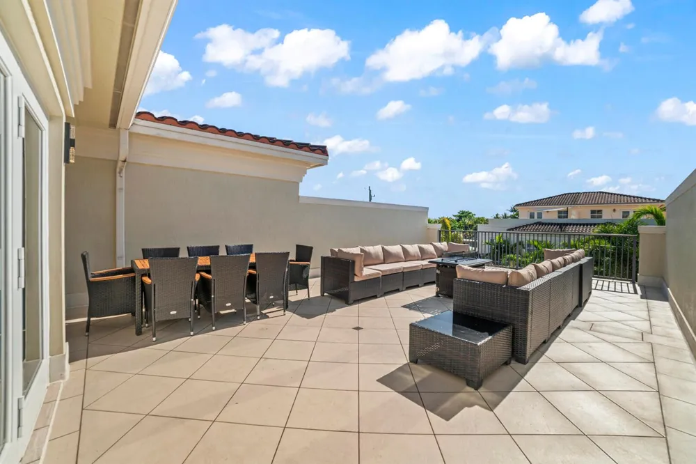 1849 NE 26TH #2 Fort Lauderdale, FL 33305
