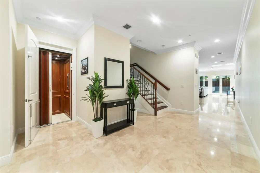 1849 NE 26TH #2 Fort Lauderdale, FL 33305