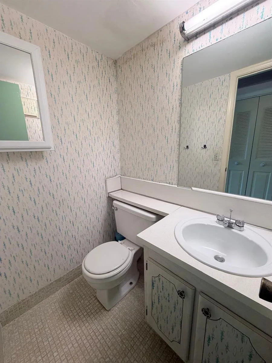 3031 Ashby D Deerfield Beach, FL 33442