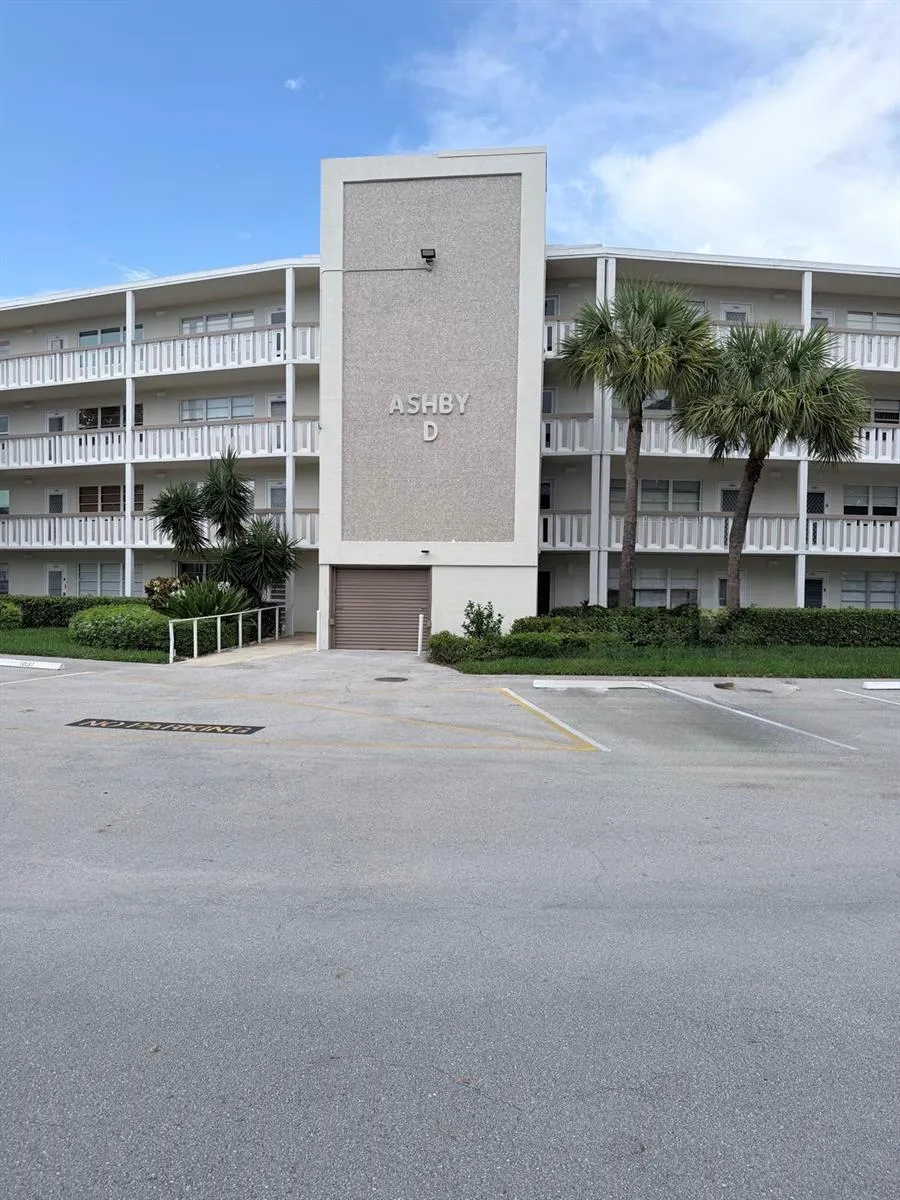 3031 Ashby D Deerfield Beach, FL 33442