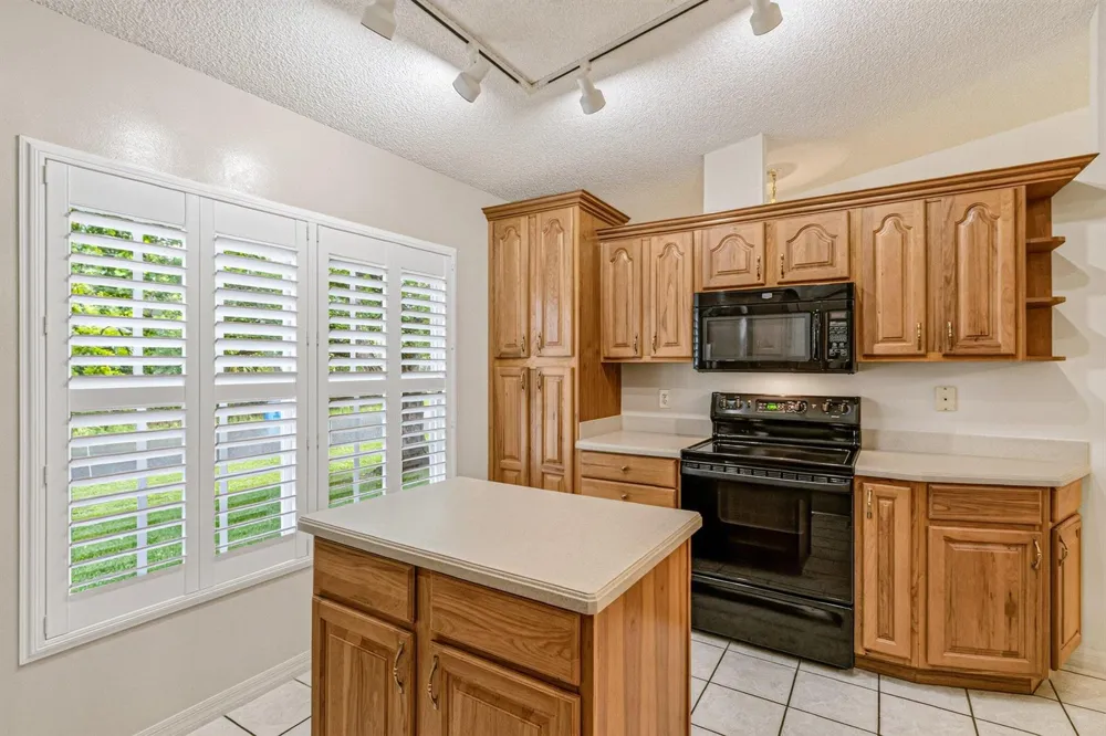 491 CARPENTER AVENUE NW Palm Bay, FL 32907