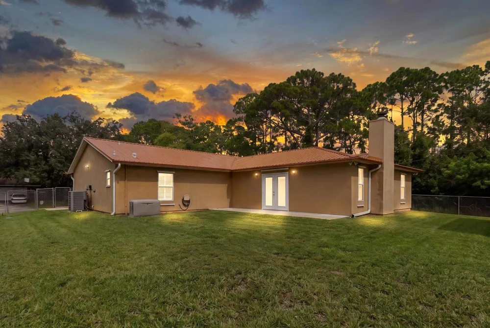 491 CARPENTER AVENUE NW Palm Bay, FL 32907