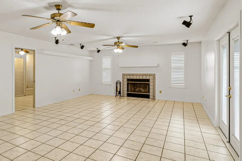 491 CARPENTER AVENUE NW Palm Bay, FL 32907
