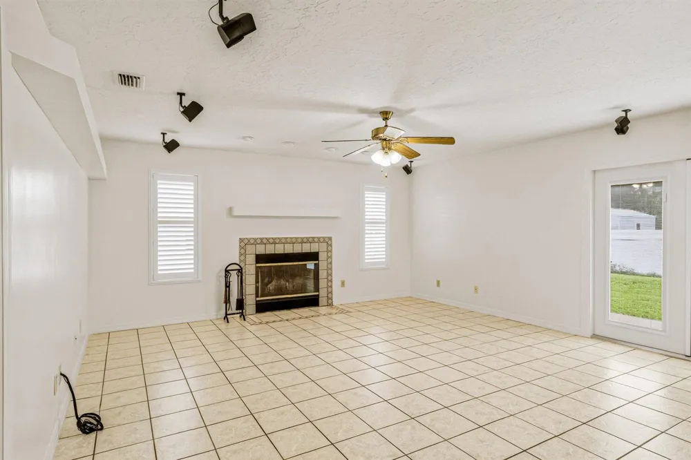 491 CARPENTER AVENUE NW Palm Bay, FL 32907