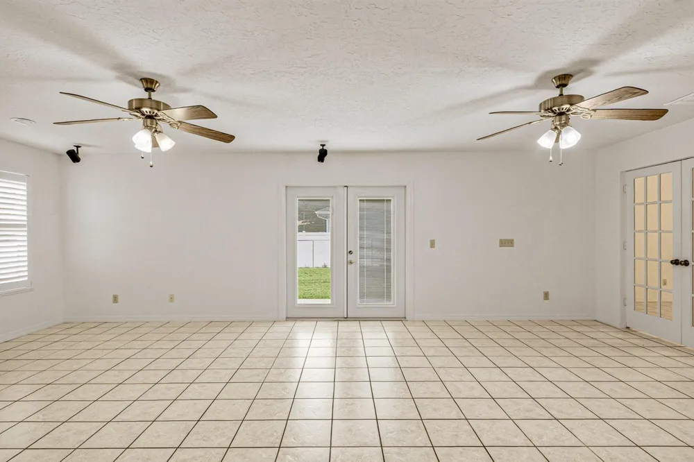 491 CARPENTER AVENUE NW Palm Bay, FL 32907