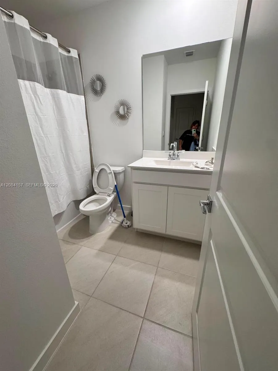 137 NE 14th Ave Homestead, FL 33033