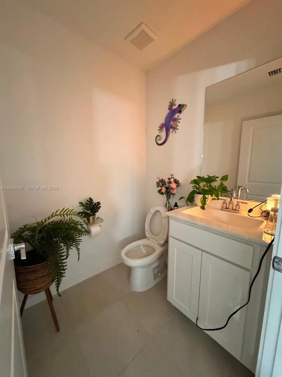 137 NE 14th Ave Homestead, FL 33033