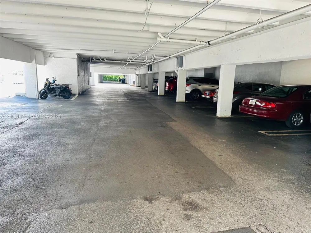 8950 NE 8th Ave #203 Miami, FL 33138