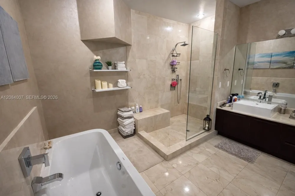250 NE Sunny Isles Blvd #TH-407 Sunny Isles Beach, FL 33160