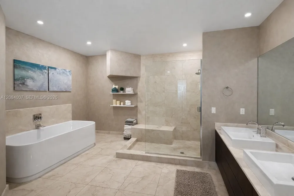 250 NE Sunny Isles Blvd #TH-407 Sunny Isles Beach, FL 33160