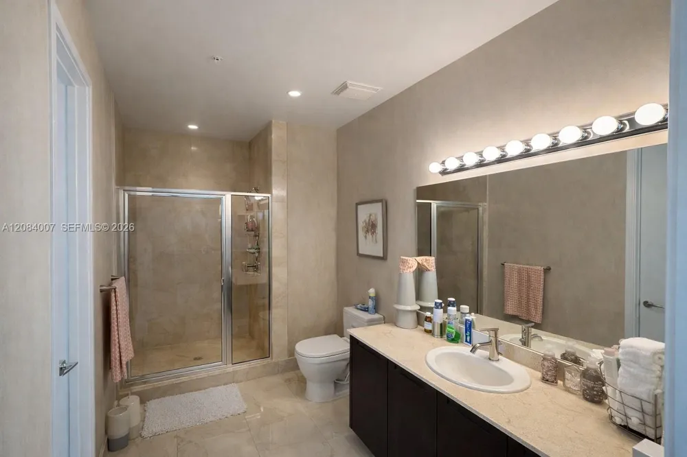 250 NE Sunny Isles Blvd #TH-407 Sunny Isles Beach, FL 33160