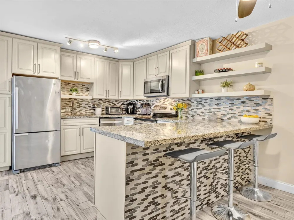 2909 SW 22ND CIRCLE #38B Delray Beach, FL 33445