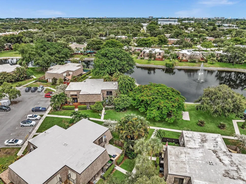 2909 SW 22ND CIRCLE #38B Delray Beach, FL 33445