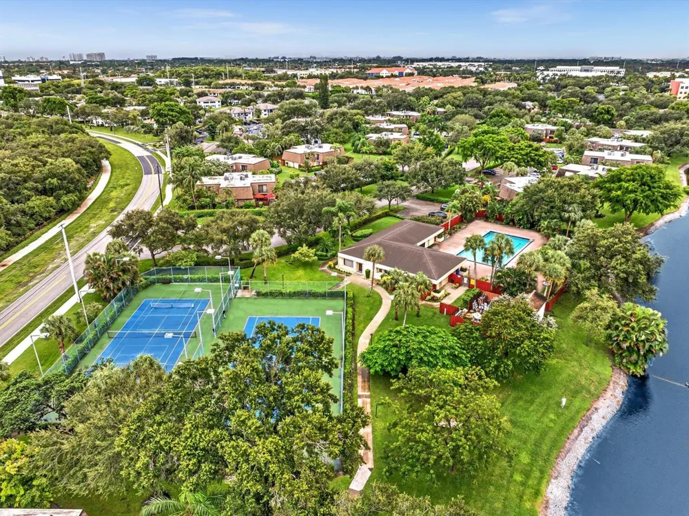 2909 SW 22ND CIRCLE #38B Delray Beach, FL 33445