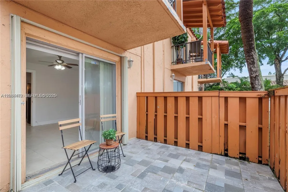 7241 Miami Lakes Dr #D19 Miami Lakes, FL 33014
