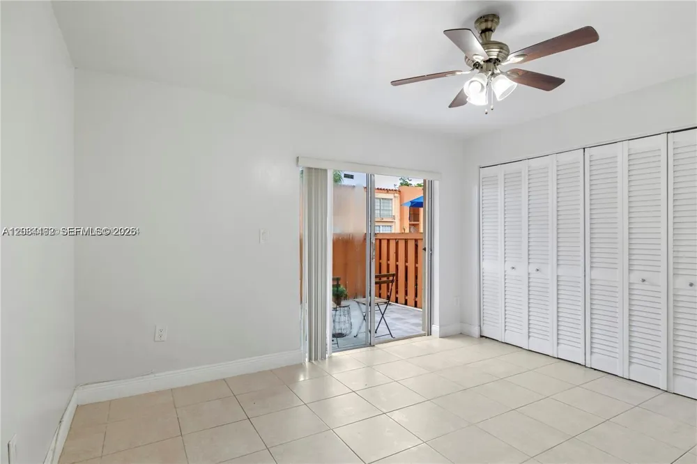 7241 Miami Lakes Dr #D19 Miami Lakes, FL 33014