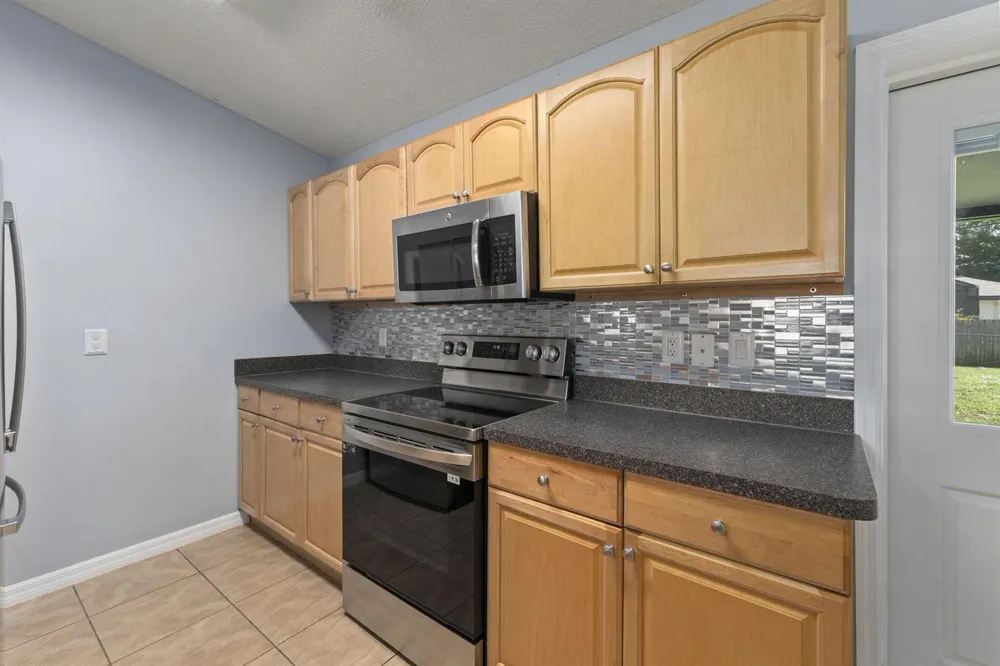 5010 Hickory Drive Fort Pierce, FL 34982