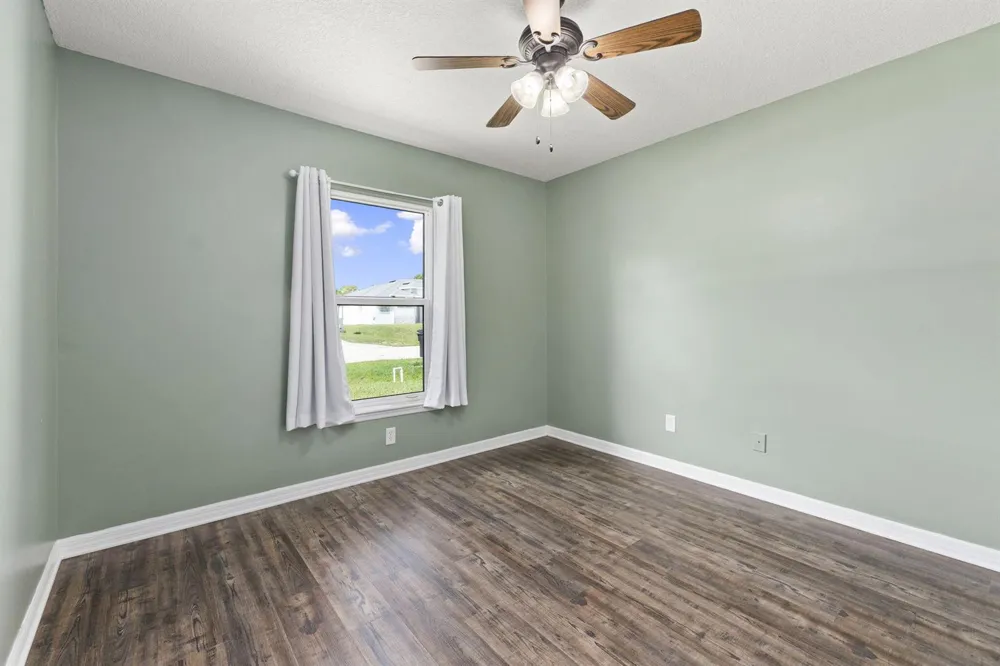 5010 Hickory Drive Fort Pierce, FL 34982