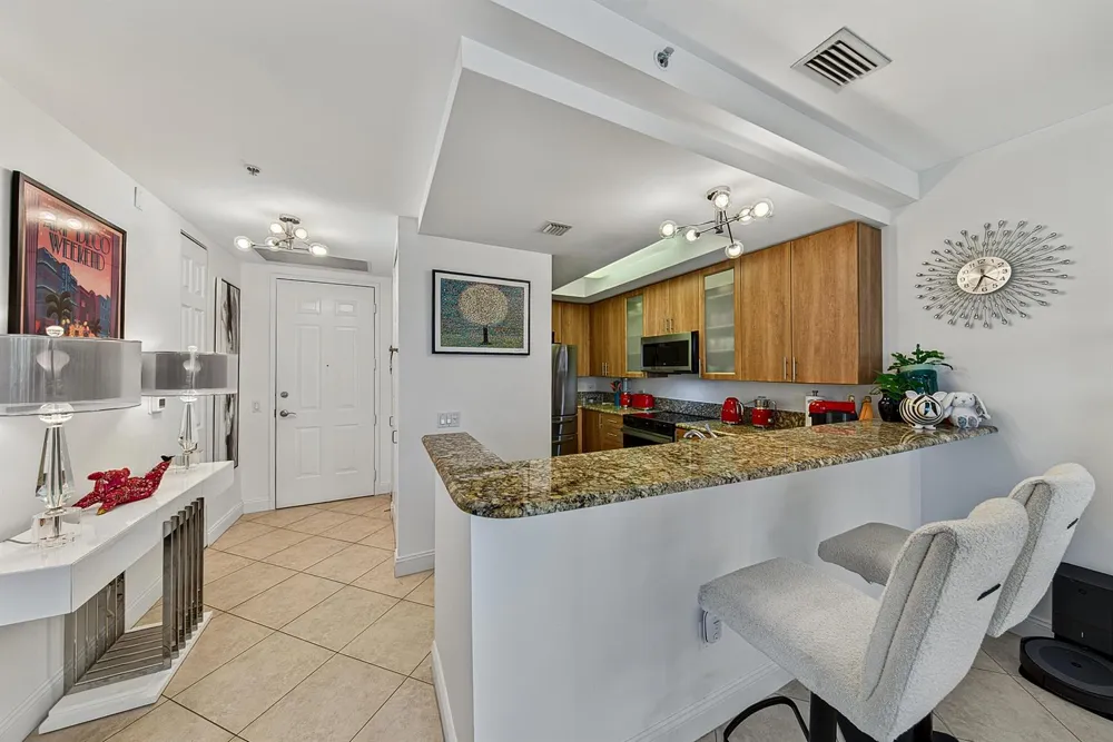 2631 NE 14TH AVENUE #316 Wilton Manors, FL 33334
