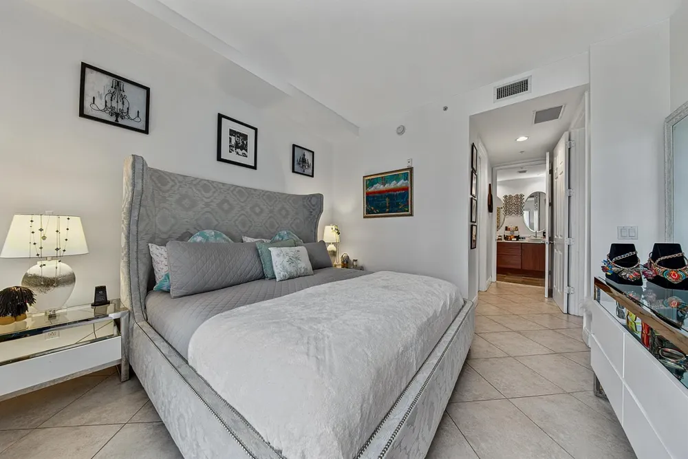 2631 NE 14TH AVENUE #316 Wilton Manors, FL 33334