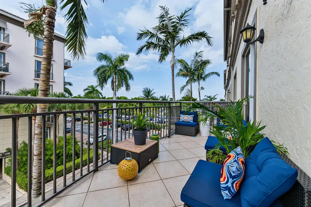 2631 NE 14TH AVENUE #316 Wilton Manors, FL 33334