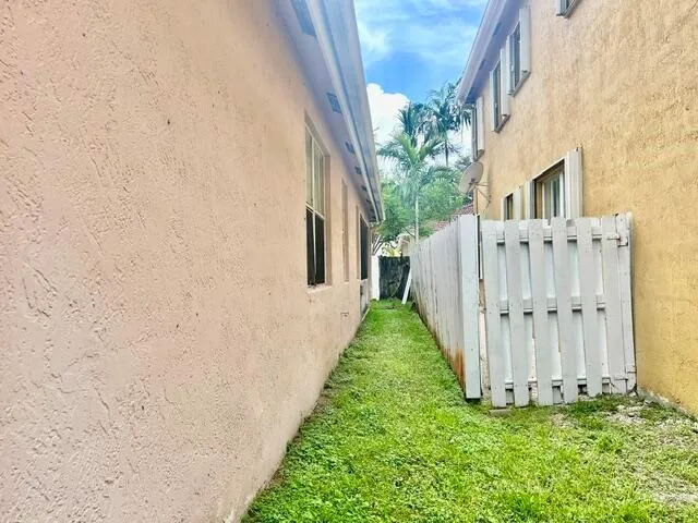 2302 SW 125TH AVENUE Miramar, FL 33027