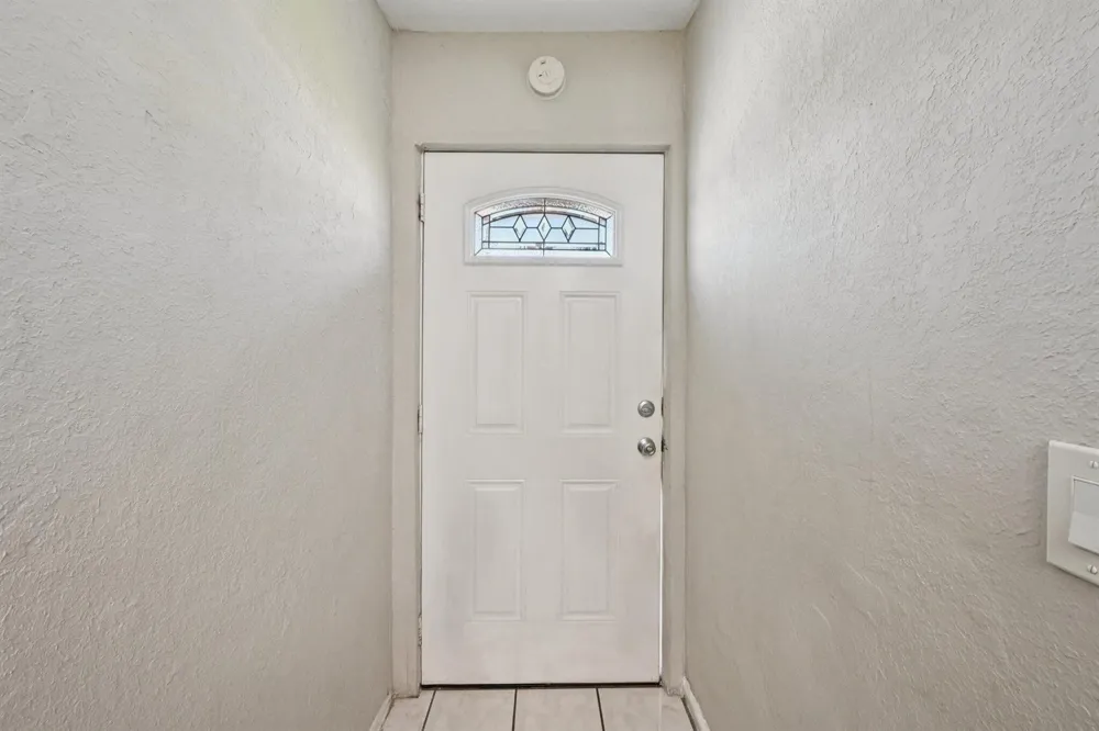 924 MCINTOSH STREET West Palm Beach, FL 33405